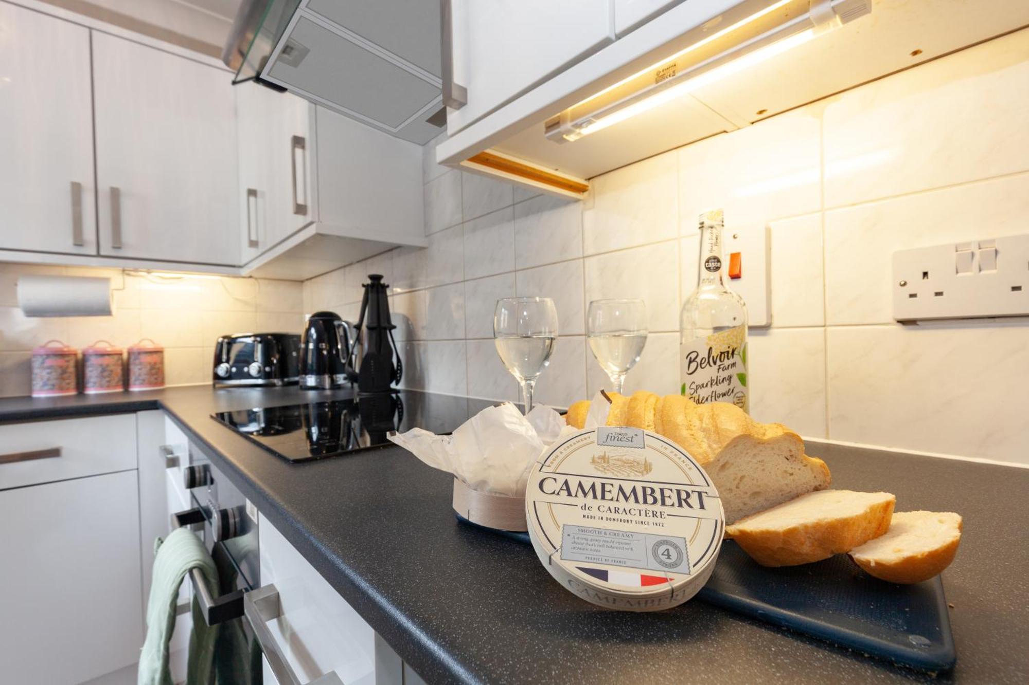 דירות A Gem Nestled In The Heart Of Oxford With Parking! מראה חיצוני תמונה