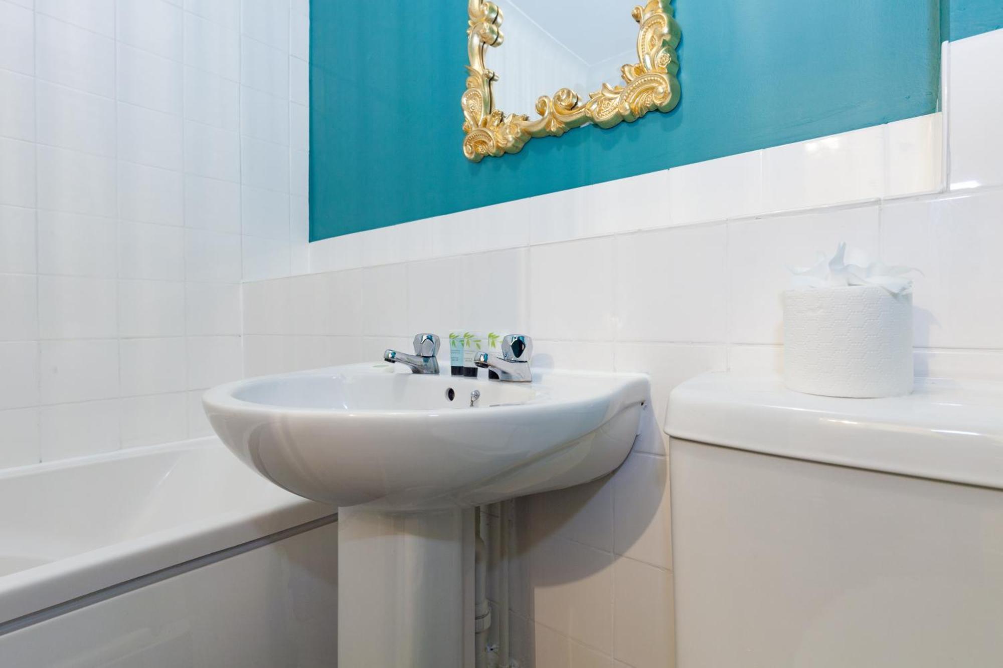 דירות A Gem Nestled In The Heart Of Oxford With Parking! מראה חיצוני תמונה